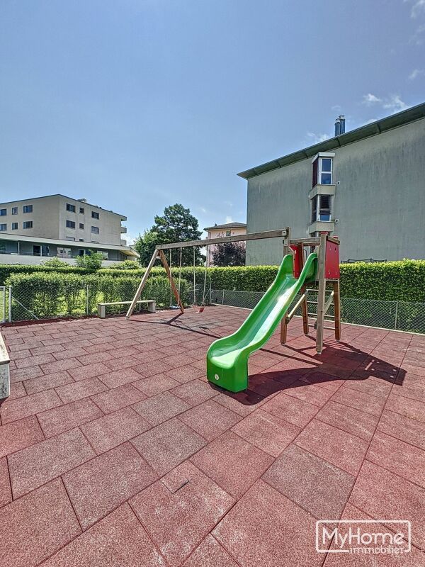 Très bel appartement de 4,5 pièces possédant un spacieux jardin