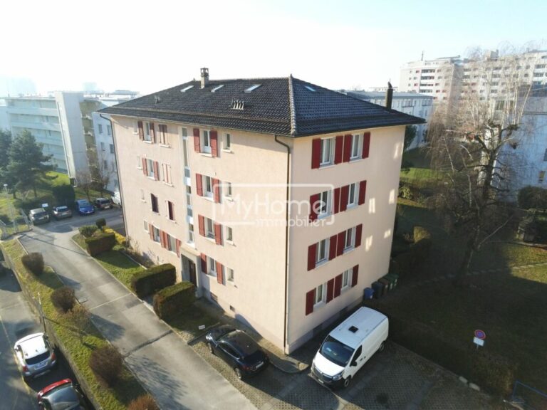 Bel appartement de 3.5 pièces au 2ème étage avec balcon
