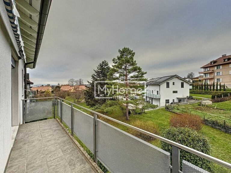 Bel appartement bien entretenu de 3,5 pièces avec balcon en duplex