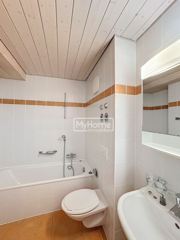 Bel appartement bien entretenu de 3,5 pièces avec balcon en duplex
