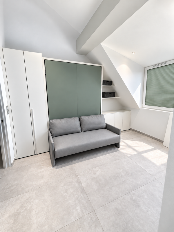 Attique neuf contemporain avec une magnifique vue lac & montagnes - Belle hauteur sous plafond