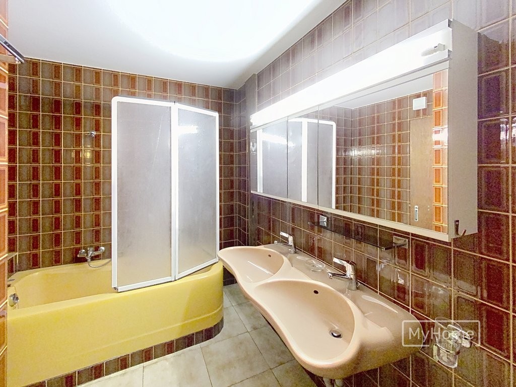 4 chambres indépendantes à louer dans un appartement en colocation.