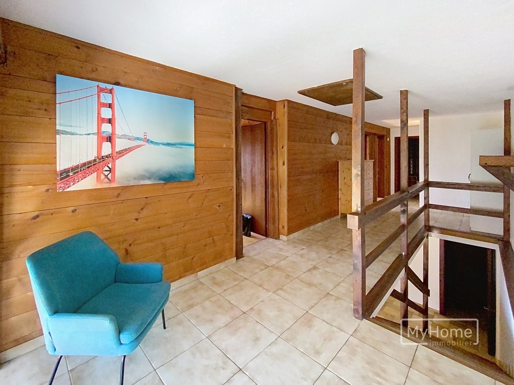 4 chambres indépendantes à louer dans un appartement en colocation.