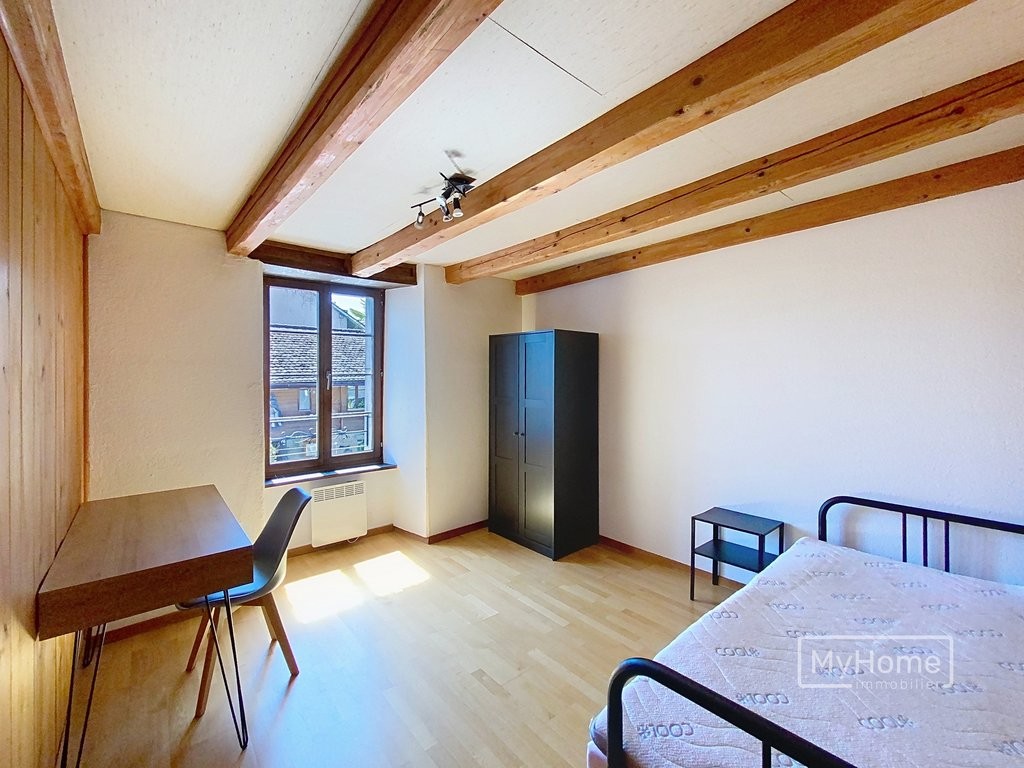 4 chambres indépendantes à louer dans un appartement en colocation.