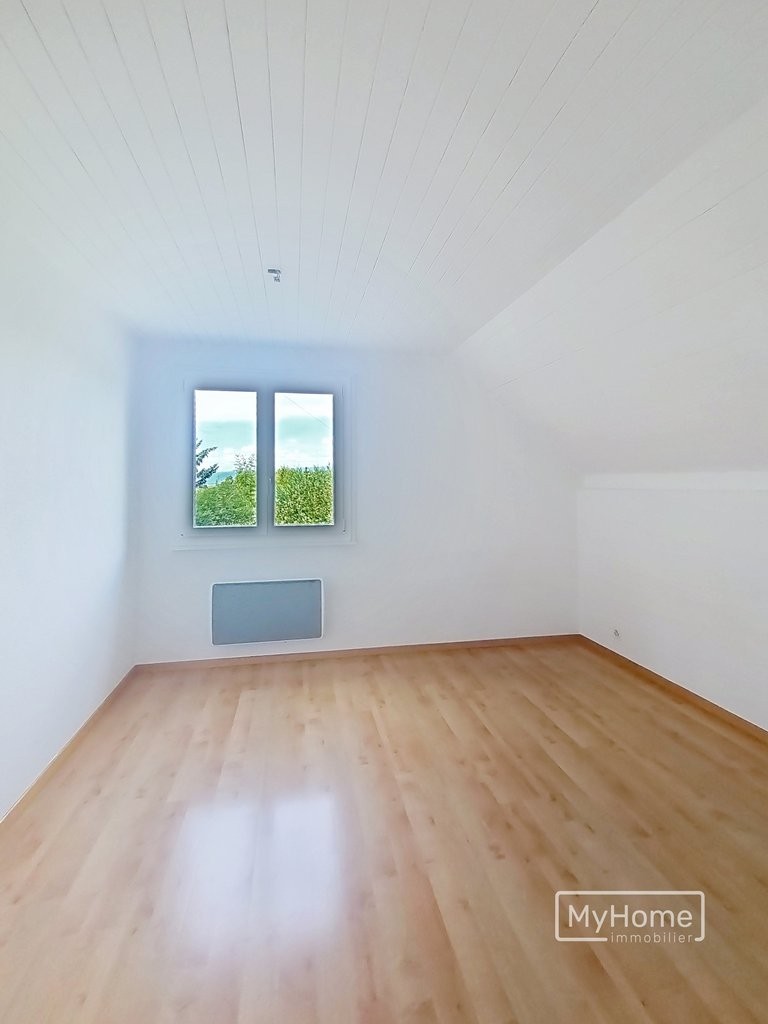 Spacieuse villa de 6.5 pièces avec un grand jardin privatif