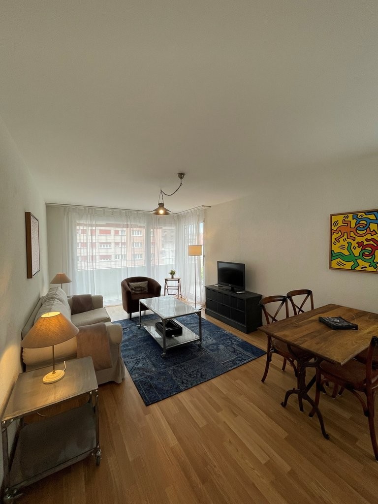 Spacieux appartement de 2.5 pièces avec balcon