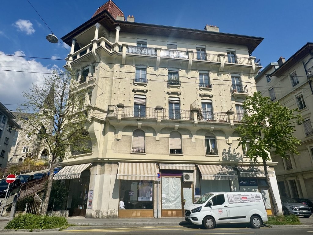 À saisir ! 2 pièces en cours de rénovation au centre de Lausanne !